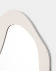 Aura Mirror Shell - 65 x 85 cm