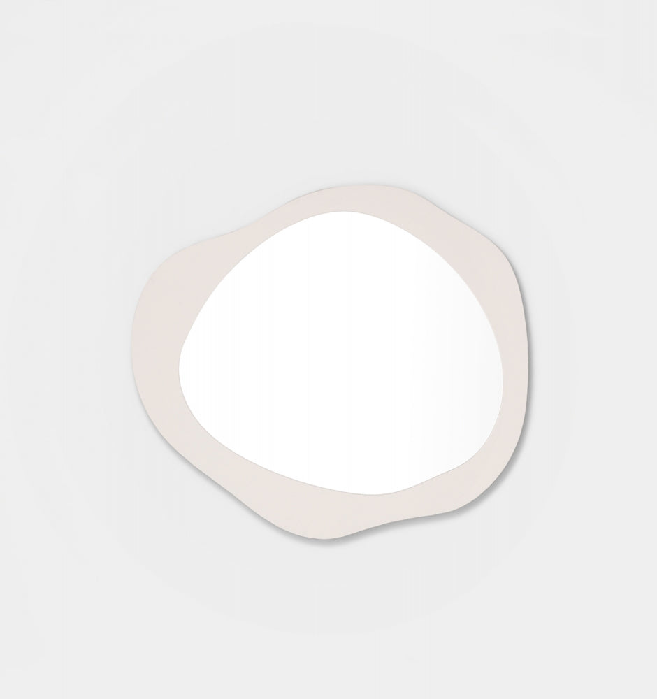 Aura Mirror Shell - 85 x 95 cm