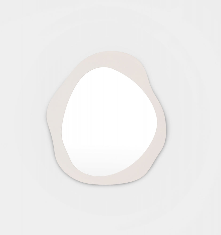 Aura Mirror Shell - 85 x 95 cm