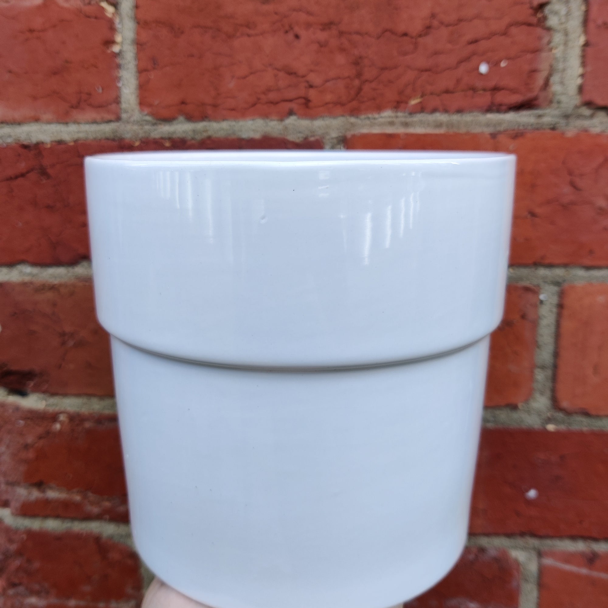 Wide Rim Pot - white - 14cmD