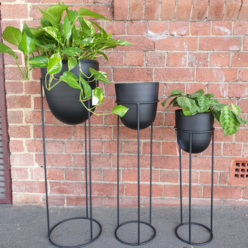 Black Metal Planter With Round Stand Folia House